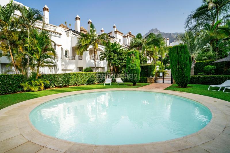 Foto 83c906dd-c465-47e1-974b-f911802ef42c. Piso en calle lago de los cisnes en Nagüeles Alto Marbella