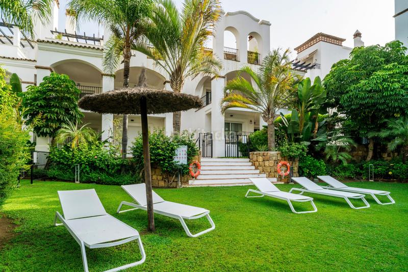 Foto b536d97c-42ab-448a-9304-7bf0410b17c7. Piso en calle lago de los cisnes en Nagüeles Alto Marbella