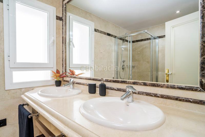 Foto c5338e2b-08b5-420f-99fb-15213098a364. Piso en calle lago de los cisnes en Nagüeles Alto Marbella