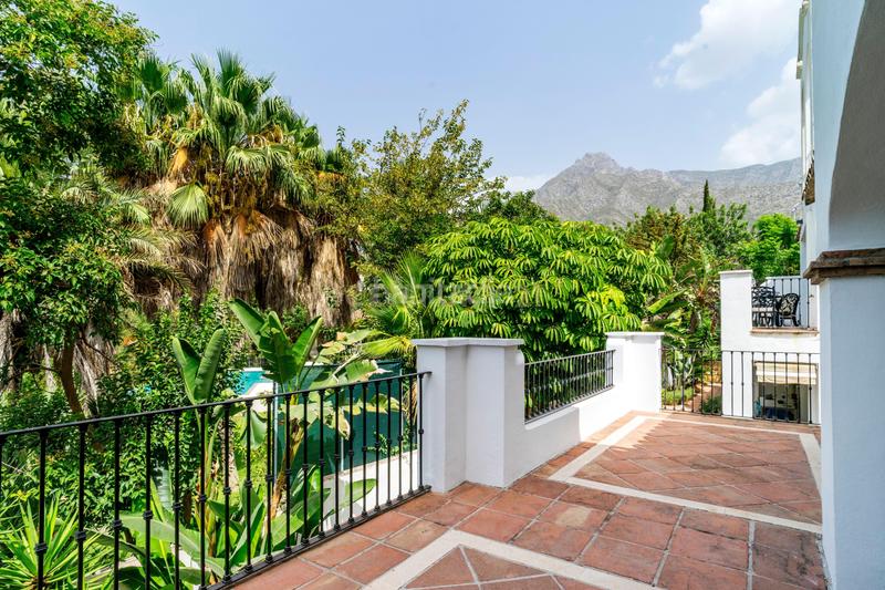 Foto e3afc1d0-009f-4363-926d-0b4cf7edf1d0. Piso en calle lago de los cisnes en Nagüeles Alto Marbella