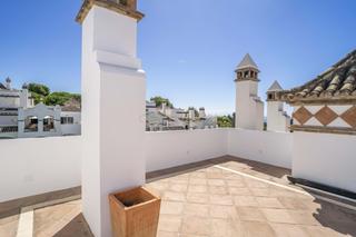Piso en Calle lago de los cisnes, 1, marbella, spain