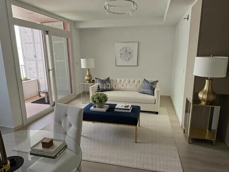 Foto 03f007b5-0d3b-4c40-93fb-83abde4e9294. Piccolo appartamento in calle pino in Arroyo de la Miel Benalmádena