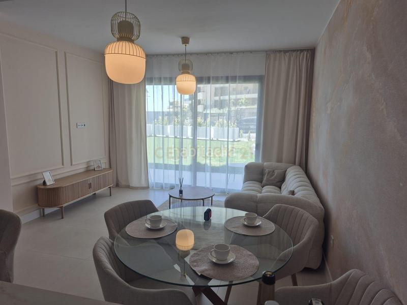 Foto 46aa166c-0d13-431c-b5e3-87340c16abd1. Ground floor in avenida Fuengirola in El Higuerón Fuengirola