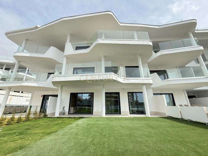 Foto 6be9ab29-0dfc-43a6-b113-4c64b84fb7ef. Ground floor in avenida Fuengirola in El Higuerón Fuengirola