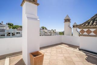 Apartament  Calle lago de los cisnes, 1, marbella, spain 2. Ático dúplex en montebello hills  sierra blanca, marbella.  prec