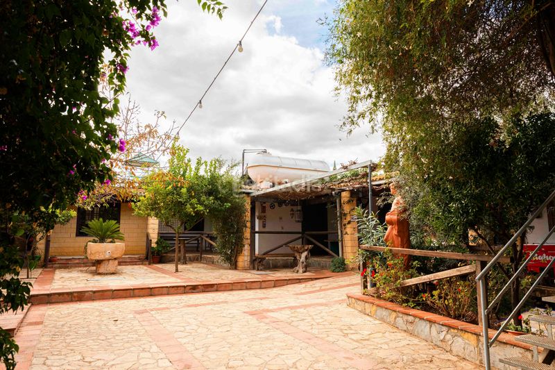 Foto 401f19b3-926c-4dd0-9863-52f44c778926. Maison dans polígono 15 parcela 60 el vinculo. Campillos (málaga) dans Campillos