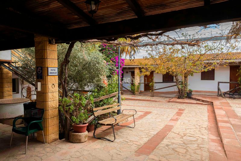 Foto ac425dea-41b3-4bf1-b5a0-321d32a749b3. Maison dans polígono 15 parcela 60 el vinculo. Campillos (málaga) dans Campillos