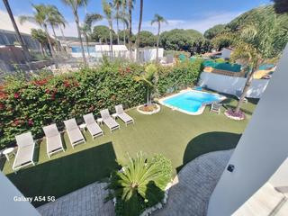 Casa  Tn autovia mediterraneo a-7marbella (málaga). Villa privada zona pinomar, a escasos minutos del colegio alborá