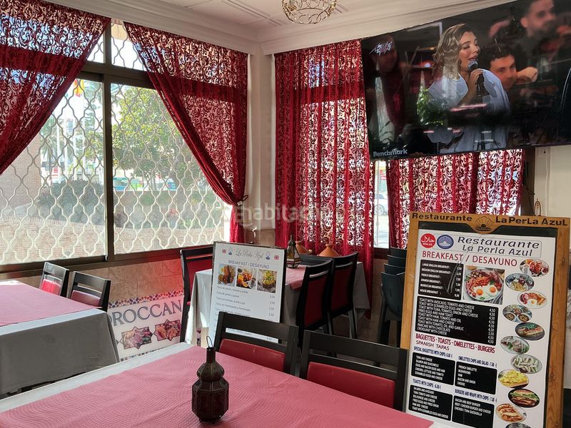 Foto e338a430-7f38-45c3-b4eb-779dbf18d546. Traspaso local comercial en calle tamarindos excelente oportunidad de traspaso local con alta visibilidad en Benalmádena