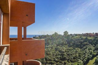 Etagenwohnung in Calle tramo de unión, marbella, spain 3. Exclusivo apartamento reformado con vistas panorámicas en marbel