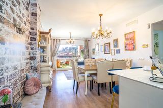 Pis a Calle tramo de unión, marbella, spain 3. Exclusivo apartamento reformado con vistas panorámicas en marbel