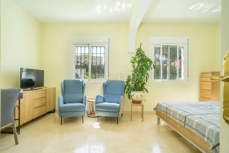 Foto 49e8ba0b-f40a-46aa-b11e-07a795064a11. Casa in cm condesa 26 Fuengirola (málaga) in Castillo Sohail - Myramar Fuengirola