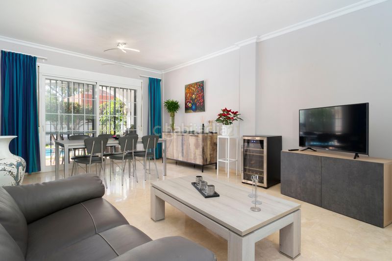 Foto b02c9111-9996-4d5b-b95a-af055defb26a. Casa in cm condesa 26 Fuengirola (málaga) in Castillo Sohail - Myramar Fuengirola