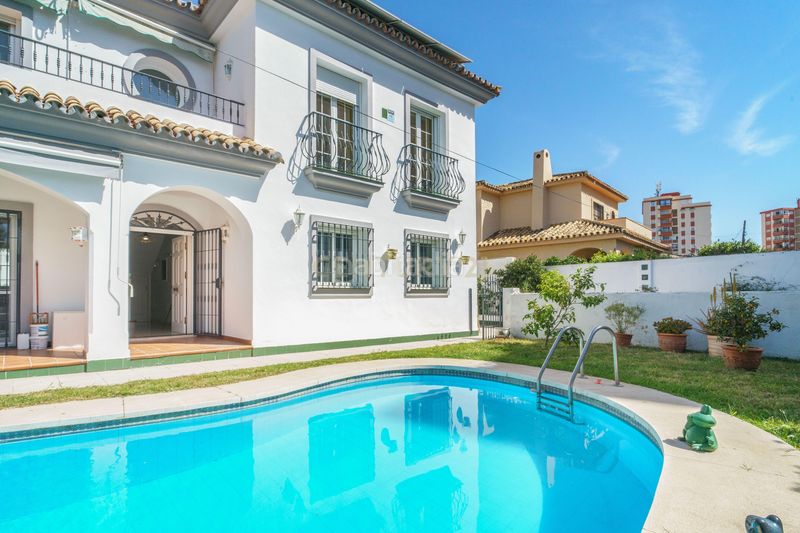 Foto b2d0f018-d80e-467e-9e5f-1b2c6355849f. Casa in cm condesa 26 Fuengirola (málaga) in Castillo Sohail - Myramar Fuengirola