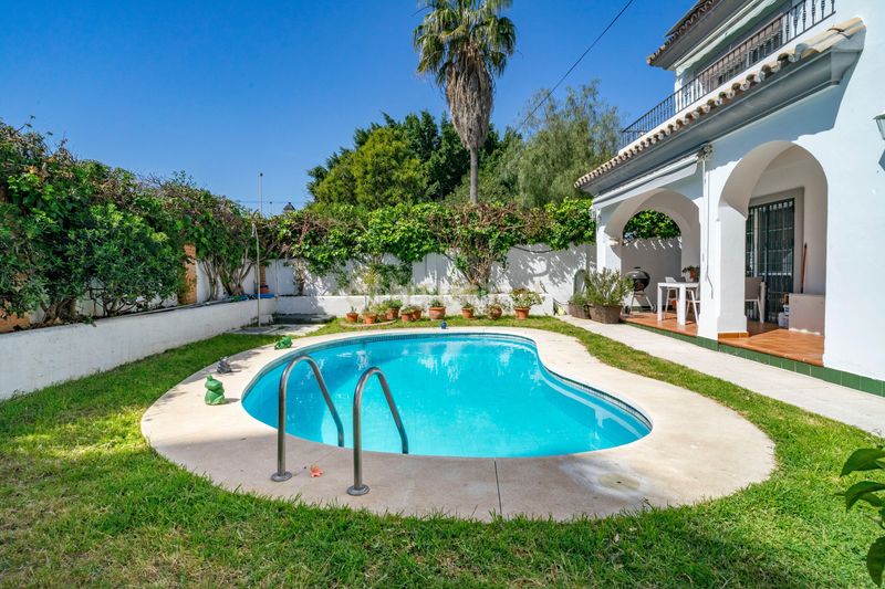 Foto f08690b2-f043-4476-8a99-8ba3abbd4b60. Casa in cm condesa 26 Fuengirola (málaga) in Castillo Sohail - Myramar Fuengirola