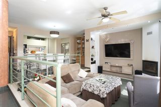 Casa adossada  Cl marianela 34 malaga (málaga). Casa de 4 dormitorios con altillo de 56 m, terraza privada y exc