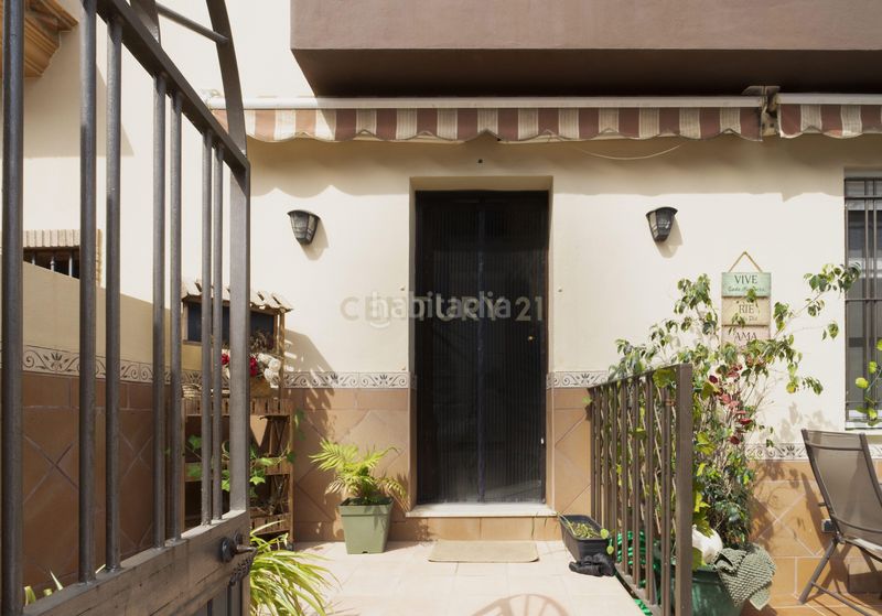 Foto 0a591b7f-1ab1-4019-82dd-2260cc39c6c4. Casa adossada a Campanillas Málaga