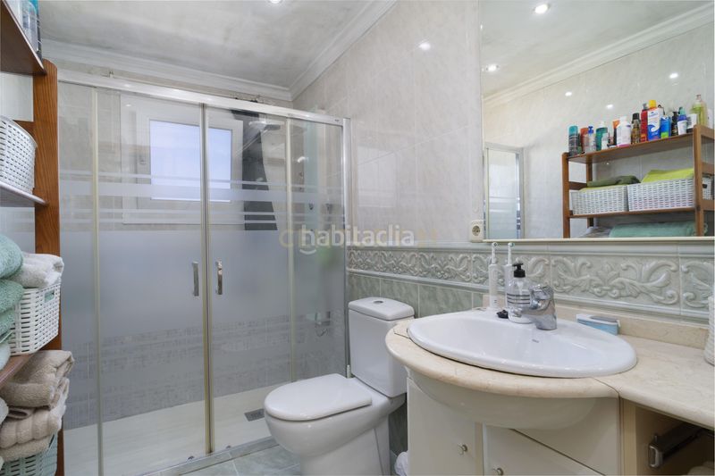 Foto 57735f3e-2410-40ae-9bd1-69b523e0fa4c. Casa adossada a Campanillas Málaga