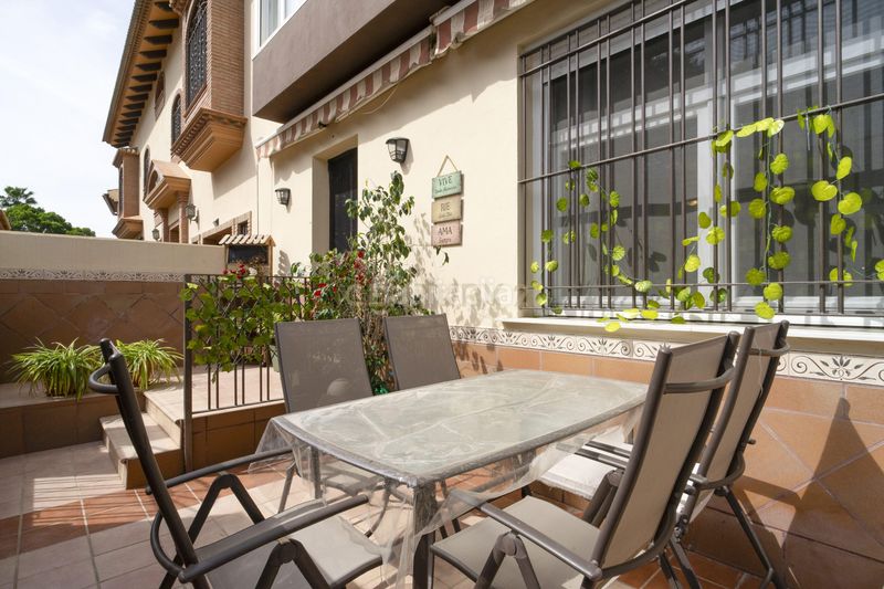 Foto 994740c8-c504-47de-89f8-7c80dadb2c4e. Casa adossada a Campanillas Málaga