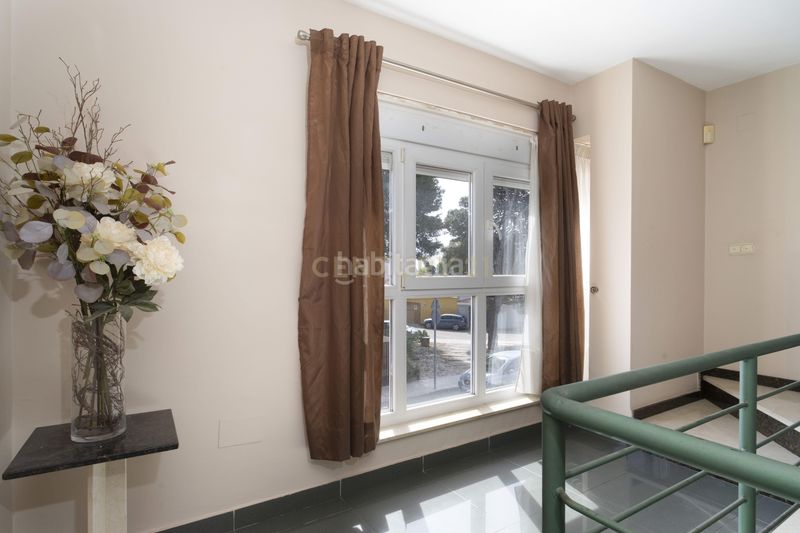 Foto a8d7f9de-8695-49b5-ba5a-c449c724f079. Casa adossada a Campanillas Málaga