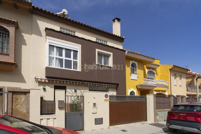 Foto c1156469-0442-4ca7-9d6a-321874634862. Casa adossada a Campanillas Málaga