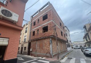 Edificio in Calle cañadas, 19, mijas, spain 19. Edificio en construccion en esquina alta rentabilidad mijas