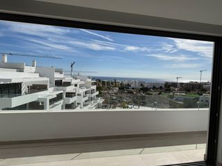 Apartament a Urbanizacion sup, 1h, 29693, málaga, spain. Ático de lujo en estepona, málaga con vistas al mar