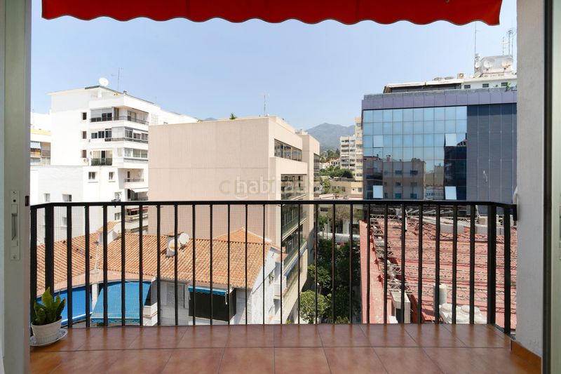 Foto 281fab44-0a10-4150-bb4c-a90bcb7f231d. Piso en calle alonso de bazán piso en Playa Bajadilla - Puertos Marbella