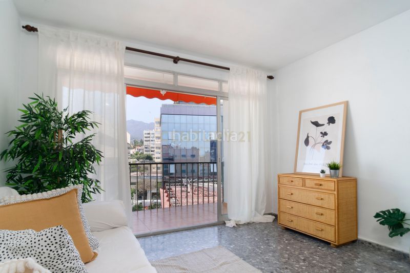 Foto 28f49528-9b06-437d-9d56-bba5cb4b1919. Piso en calle alonso de bazán piso en Playa Bajadilla - Puertos Marbella