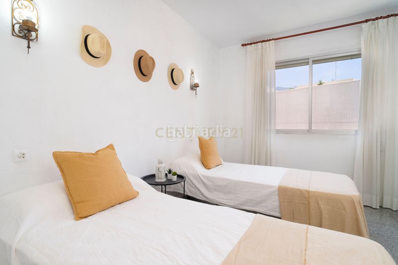 Foto 589213fb-4994-41e1-8cbb-16fba101f841. Piso en calle alonso de bazán piso en Playa Bajadilla - Puertos Marbella