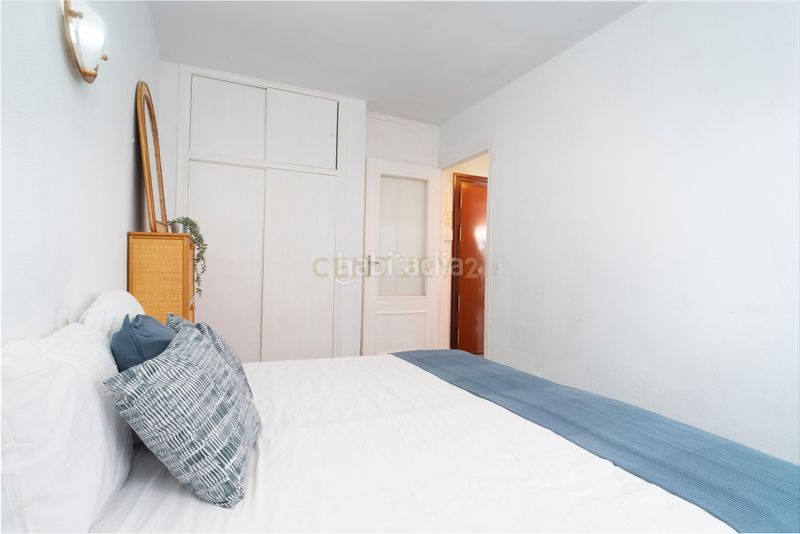 Foto ccbf9796-3b72-4936-8e8e-bf8d3a33e8ab. Piso en calle alonso de bazán piso en Playa Bajadilla - Puertos Marbella