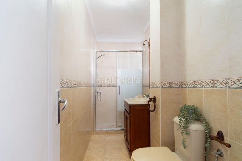 Foto f5c8ce00-4365-4f42-a310-174ee111fb8e. Piso en calle alonso de bazán piso en Playa Bajadilla - Puertos Marbella