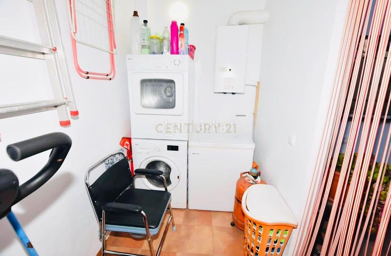 Foto 4e466c58-6f4f-4fb5-9852-2ce1ecc37e81. Casa adossada a calle andalucía a Cuevas del Becerro