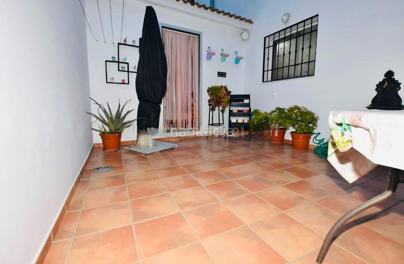 Foto 56fd1d88-ec62-4e9f-bfb1-8b72a4620a94. Casa adossada a calle andalucía a Cuevas del Becerro