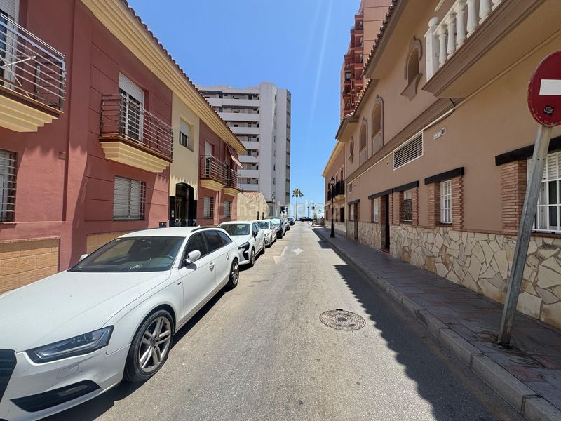 Foto 51b8c880-da55-4a2f-91fe-6a96b03124c3. Piano terra in cl miguel marquez 17Fuengirola (málaga) 17 in Fuengirola