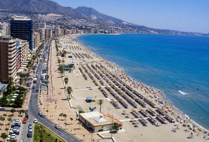 Foto 89749425-6425-43d5-a9bb-5bcbdfc6629e. Piano terra in cl miguel marquez 17Fuengirola (málaga) 17 in Fuengirola