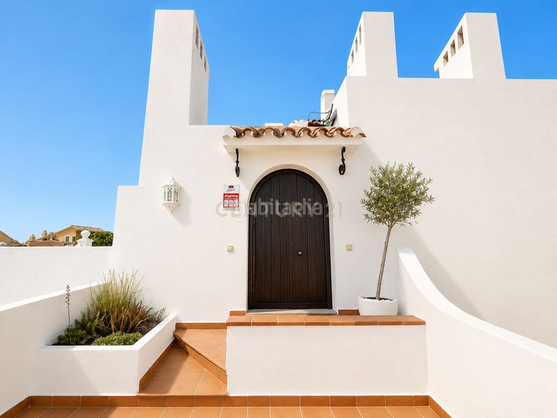 Foto 72675827-b531-4010-b3c9-1a0cd4e7b193. Duplex in av. piedramar in Nagüeles Alto Marbella