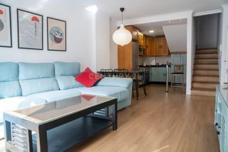 Duplex  C. santísima trinidad, 22, 29640 fuengirola, málaga, spain. A solo 150 metros del mar el ático dúplex que todos sueñan en lo