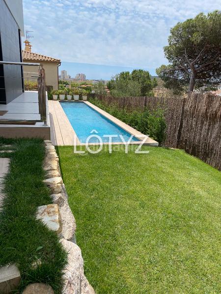 Foto c1768623-0fe9-4a0f-88bc-945dca1daf0d. Lloguer casa amb xemeneia calefacció aparcament piscina a Platja d´Aro