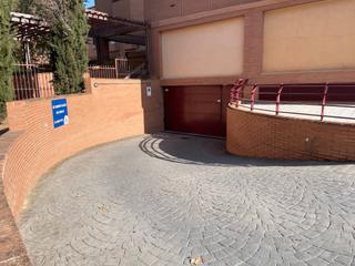 Rent Car parking in Calle alfareros 2. Plazas de garaje camarma de esteruelas