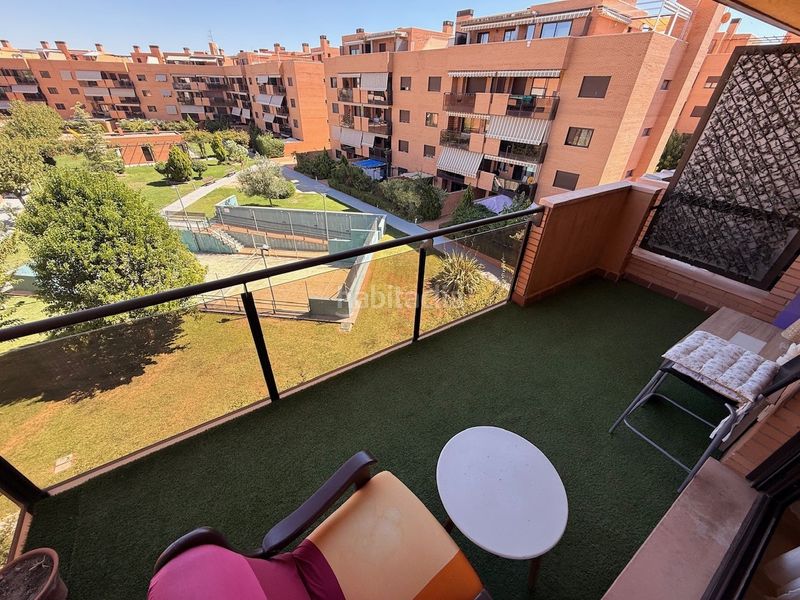 Foto 0cd1a521-0939-4b32-b6ce-a3701be44e72. Lloguer àtic amb piscina a Yebes - valdeluz Yebes