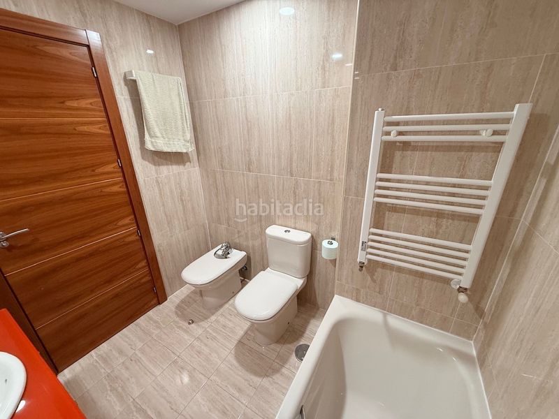 Foto e377b1a8-b4a2-408e-b5aa-55b208915036. Lloguer àtic amb piscina a Yebes - valdeluz Yebes