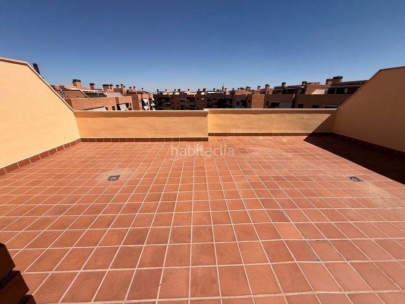 Foto f5b9eb02-ec8b-4c4e-8af0-ad795285b5f0. Lloguer àtic amb piscina a Yebes - valdeluz Yebes