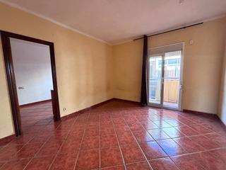 Piso en Mercat-Mas Moixa. Piso en venta en las orillas del centro de blanes