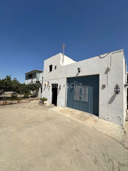 Foto 0b963c17-77b9-4f97-9acf-3594b04ab2f8. Xalet amb xemeneia aparcament a Los Ángeles - Cruz de Caravaca Almería