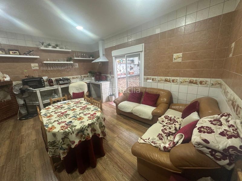 Foto ea69bc35-04cf-458d-b996-6e21d994420f. Casa amb xemeneia aparcament a Fiñana