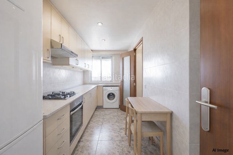 Foto 55be2fc3-16cc-4b45-9cc4-a3433f266c74. Pis a Marxalenes Valencia