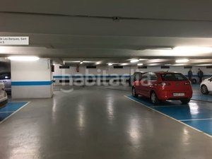 Foto c6834eb3-e80f-4fcf-a070-7bca9976a05e. Aparcament cotxe a Sant Francesc Valencia