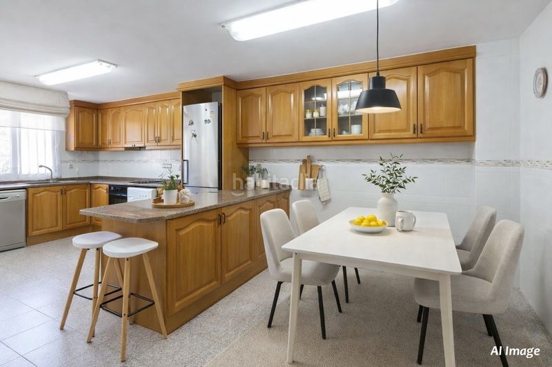 Foto ba7d49c6-0bac-406a-8339-cde1f5c92575. Casa amb xemeneia calefacció aparcament a Benimàmet Valencia