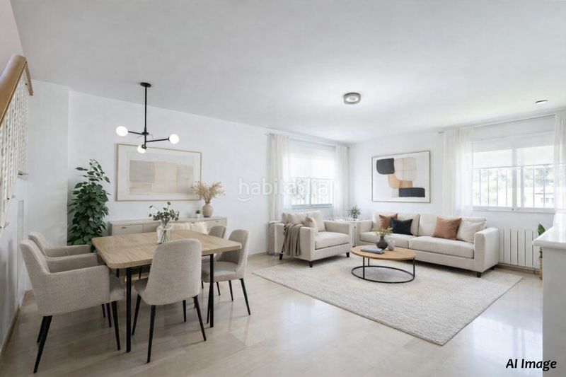 Foto d4eaa5c5-f422-4a7b-b930-573bd42031cb. Casa amb xemeneia calefacció aparcament a Benimàmet Valencia